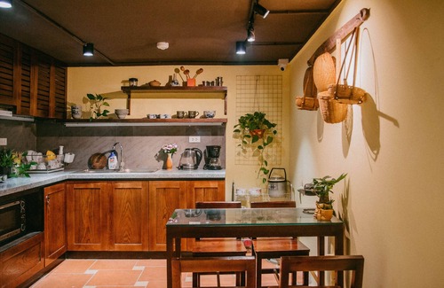 Old Quarter House | HARMONY Homestay * BEAUTIFUL &VINTAGE DECOR, PERFECTLY LOCATED IN OLD QUARTER