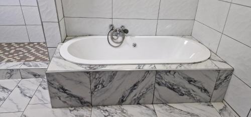 Sebokeng Bed & Breakfast | Harmsula Guest House Sebokeng