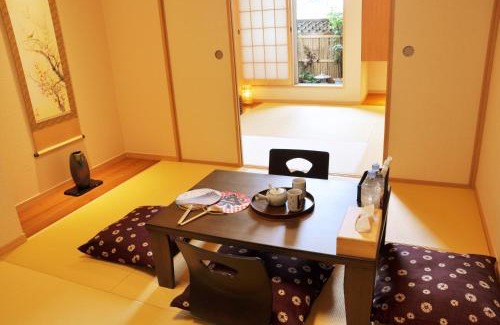Nishinari Hotel | Harper House