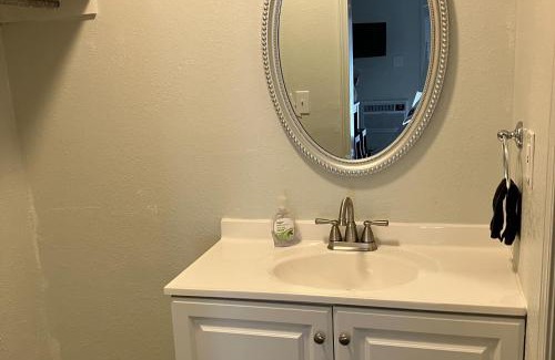 Kimberling City Hotel | Harper Valley 12