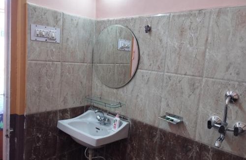 Shimla Bed & Breakfast | HARRIS LODGE stays