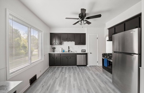 Harrison Apartment | Harrison Twp 3BR | Sleeps 9 & Ample Boat Parking