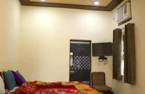 Taj Ganj House | Harry Home Stay