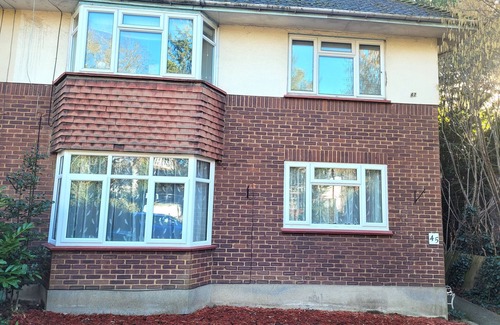 Watford Apartment | Harry's House (Muggles Welcome Too!) Swish & flick your way through Harrys House