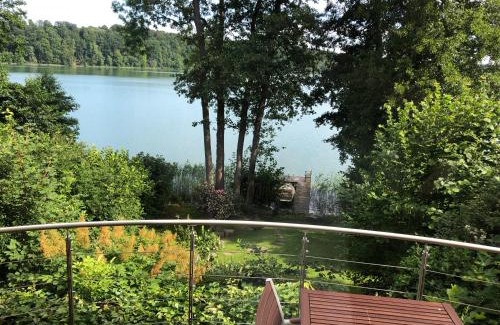 Raben Steinfeld House | Haus am Pinnower See