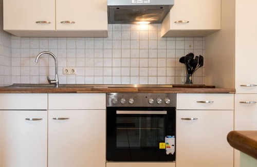 Quiddelbach House | Haus Annes by Interhome