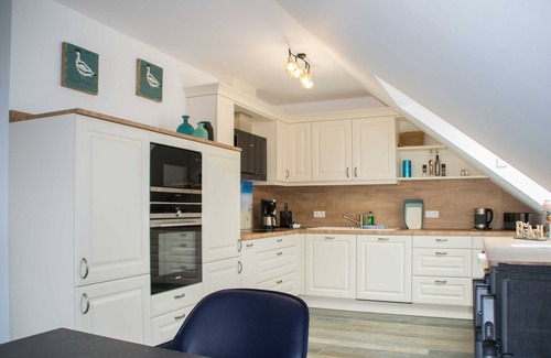Thiessow Apartment | Haus Clemens Appartement im 1. OG - Für 4 Feriengäste mit W-lan und Balkon