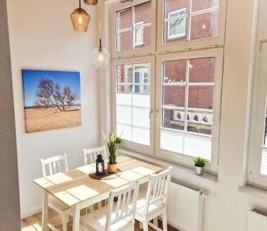 Borkum Apartment | Haus Delphin Ferienwohnung 4