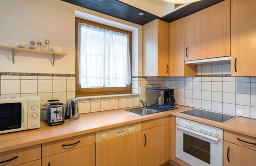 Schuttdorf Apartment | Haus Kitzsteinhorn by Interhome