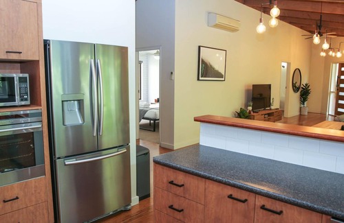 Bright House | Haus on Houghs : Space and style in Bright