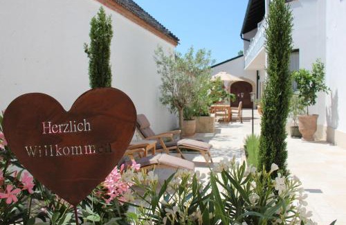 Podersdorf am See Bed & Breakfast | Haus Renée