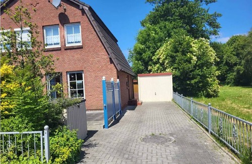 Dornumersiel House | Haus Seelöwe für 3 Personen, Strandnah, Terrasse, Grill, Fahrräder, Wlan, top