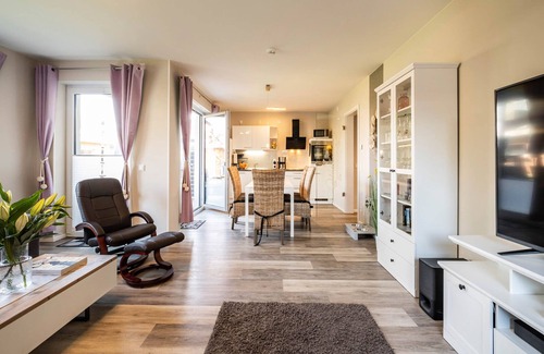 Busum Apartment | Haus Strandläufer - vacation apartment for 4 people on the North Sea dike