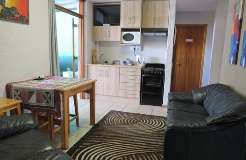 Oudtshoorn Cottage | Haus Victoria Self Catering Cottages