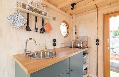 Schleswig Apartment | Hausboot für 3 Gäste mit 22m² in Schleswig