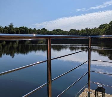 Papenburg Boat Rental | Hausboot Friedrich