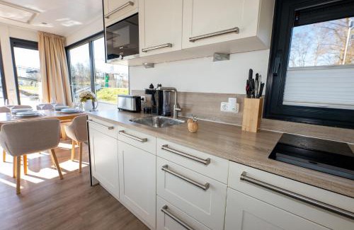 Bad Bederkesa House | Hausboot "See-Treff"