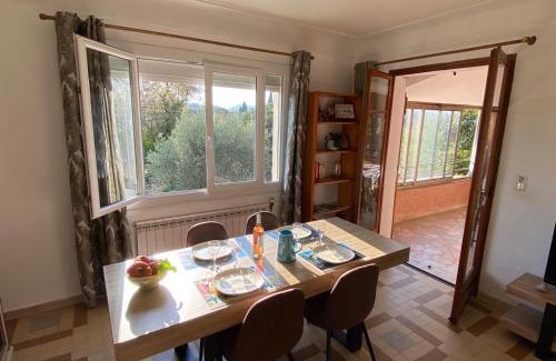 La Garde Apartment | Haut de villa-Proche plage-Calme