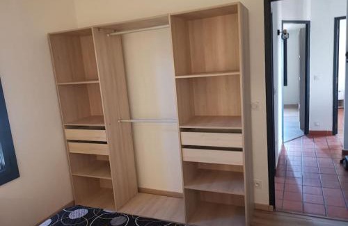 Saint Maime Apartment | Haut de villa rénovée en 2023