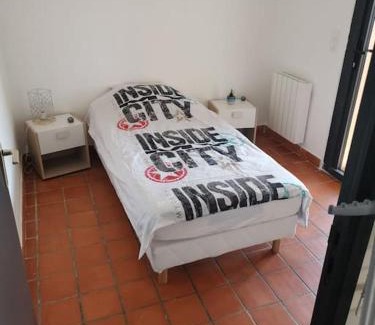 Saint Maime Apartment | Haut de villa rénovée en 2023