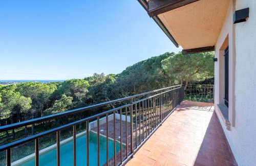 Sant Feliu de Guixols Villa | Hauzify I Mas Formic