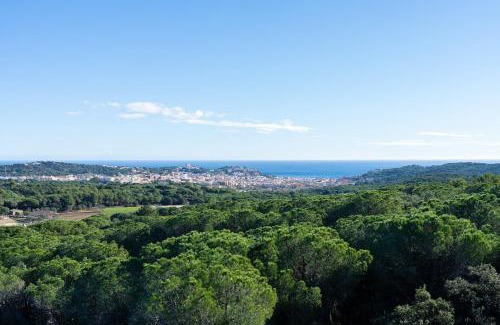 Sant Feliu de Guixols Villa | Hauzify I Mas Formic