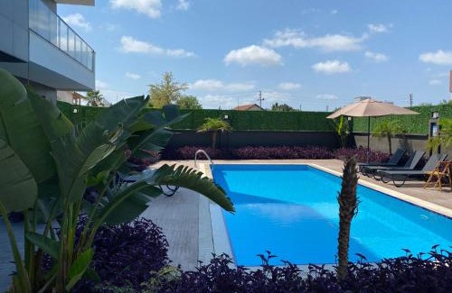 Aksu Apartment | Havalimanı Manzaralı Lux Daire