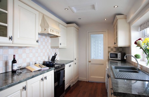 Whalley House | Haven 3 Bedroom House in Whalley
