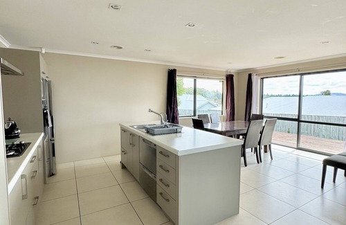 Lynmore House | Haven Escape - Family house close to the Redwoods