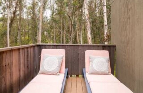 Tamalpais-Homestead Valley Apartment | Haven in the trees, minutes from hiking trails