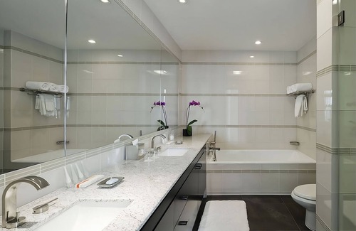 Rose Hill Hotel | Haven Of Indulgent Relaxation! 4 Family-friendly Units, Rooftop Swimming Pool