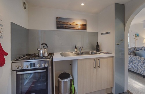 Nelson House | Haven View Cottage with Views over Nelson Marina and Haven Estuary