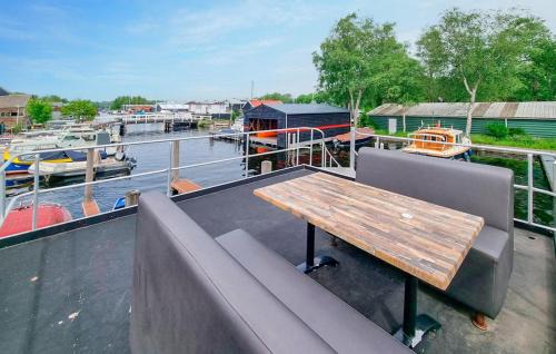 Amsterdam South Boat Rental | Havenlodge Amsterdam 1