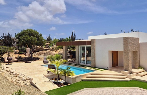 San Barbola Villa | Having your own rock hilltop right in your backyard offering stunning view