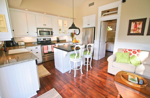 Wailea Cottage | Hawaiian Cottage and Personal Paradise/BBKM 2013/0004