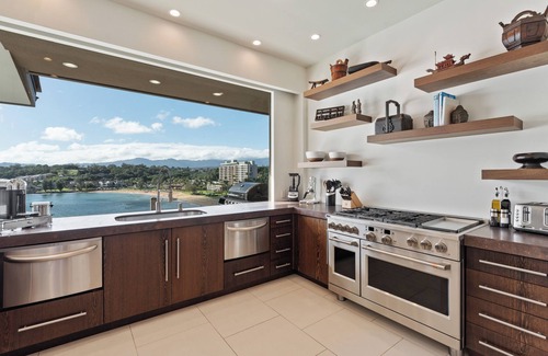 Lihue House | Hawaiian Villa | Beach Access, Views & A/C