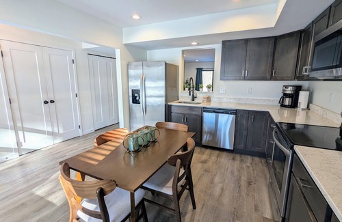 Hermantown House | Hawk's Nest Retreat: Modern Townhome in Quiet Neighborhood