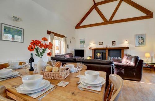 Barbrook House | Hawthorn Cottage