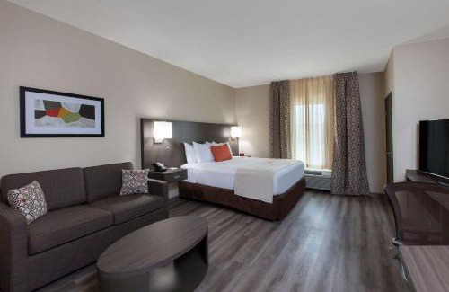 Odessa Hotel | Hawthorn Extended Stay by Wyndham Odessa