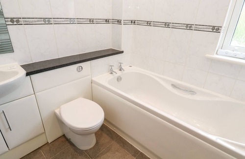 Par Cottage | HAWTHORN, family friendly, character holiday cottage in St Blazey
