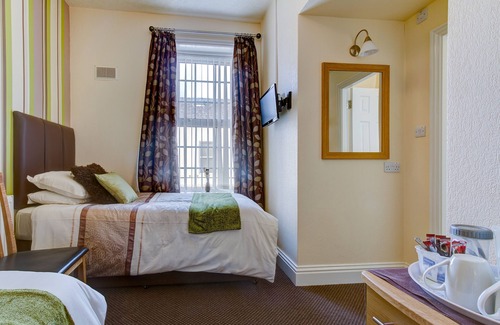 Blackpool Town Center House | Hawthorn House