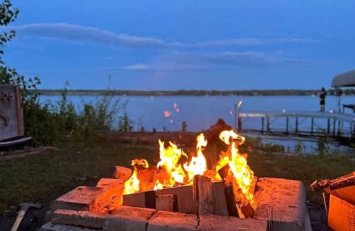 Greater Napanee Cottage | Hay Bay Haven on the Water