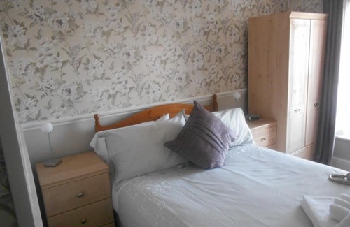 Shanklin House | Hayes Barton