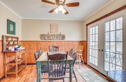 Hayward House | Hayward Home with Private Deck, Fire Pit and Kayak!