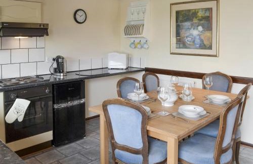 Holsworthy House | Hazel