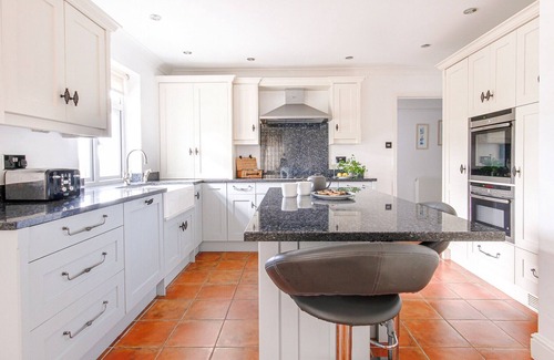 Saint Gennys Cottage | Hazeldene, amazing sea and countryside views