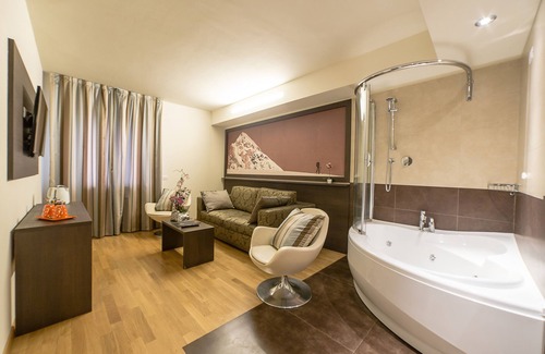 Aosta Hotel | HB Aosta Hotel & Balcony SPA