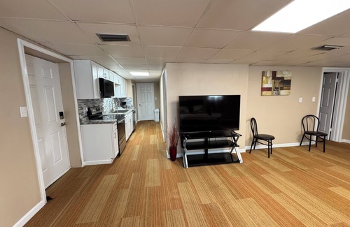 Marianna Apartment | Heading gym 1-bedroom apartment, next to the caverns state park in Marianna FL