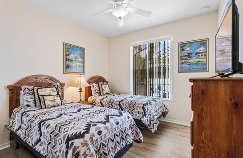 Kissimmee Resort | Headline