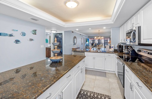 Sanibel Condo | Headline